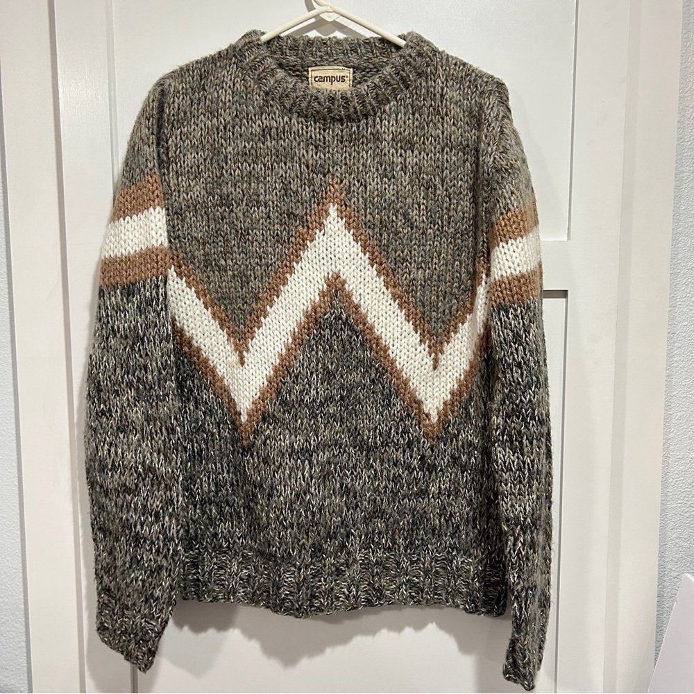 Vintage Campus Hand Knit Sweater USA Bulky Acrylic Size Medium